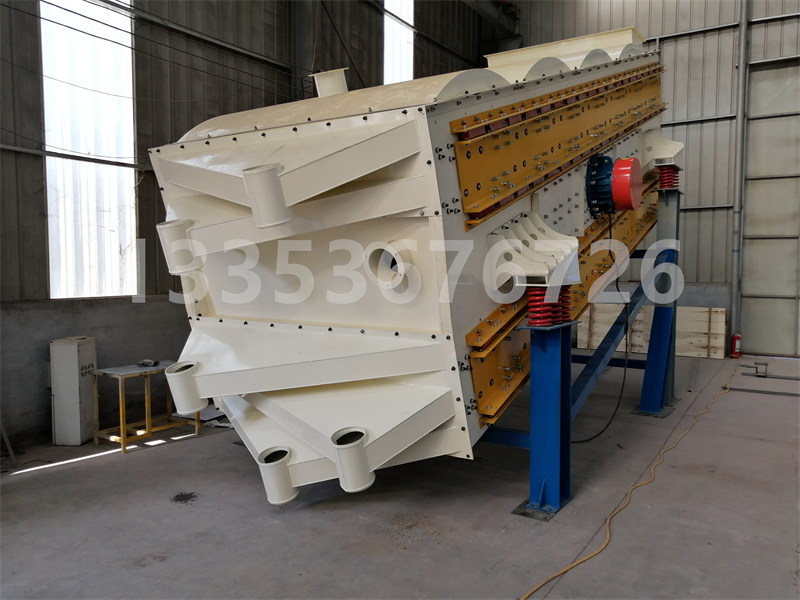 开云体育APP登录入口:2026输送机厂家最新推荐转角拐弯链板传送带滚筒输送机厂家选择指南